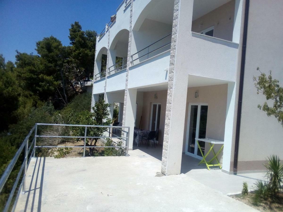 Apartmani Marija Jakir เบรลา ภายนอก รูปภาพ