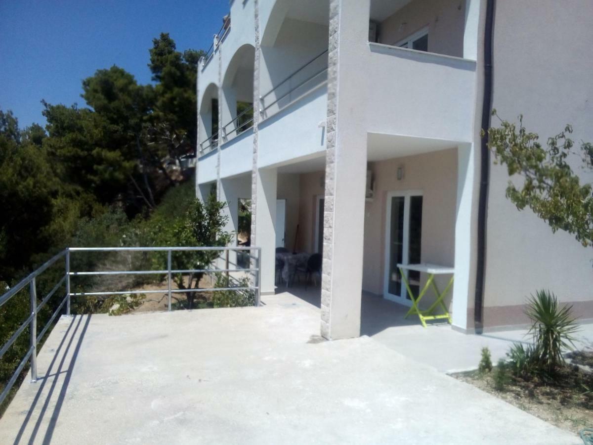 Apartmani Marija Jakir เบรลา ภายนอก รูปภาพ