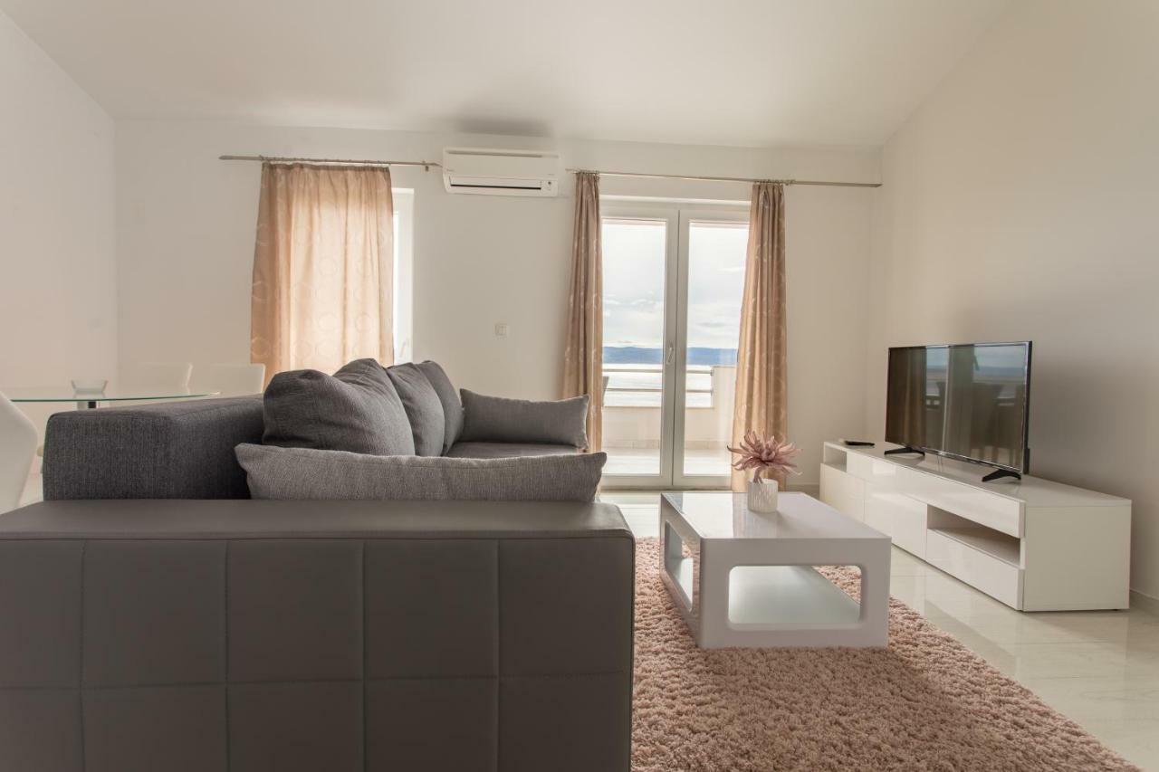 Apartmani Marija Jakir เบรลา ภายนอก รูปภาพ