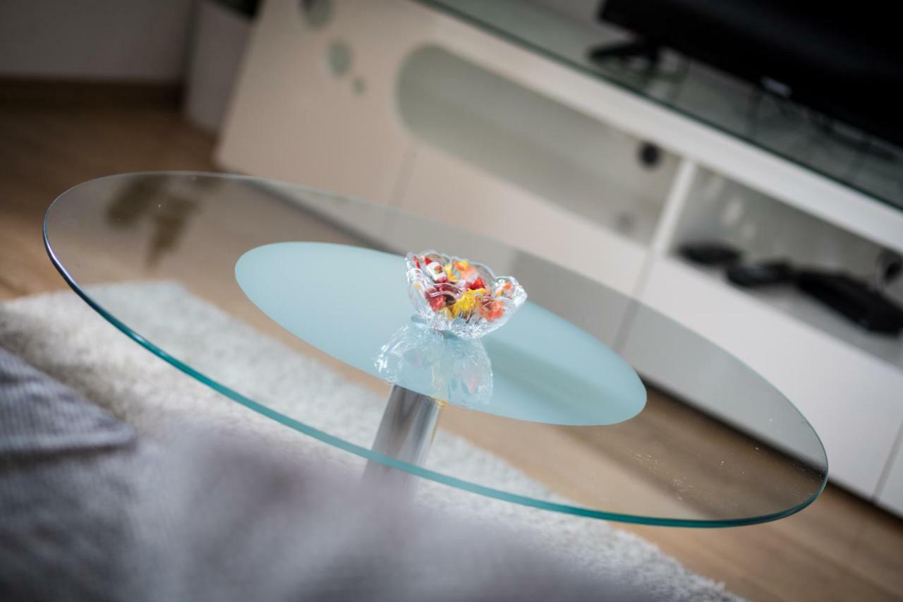 Apartmani Marija Jakir เบรลา ภายนอก รูปภาพ