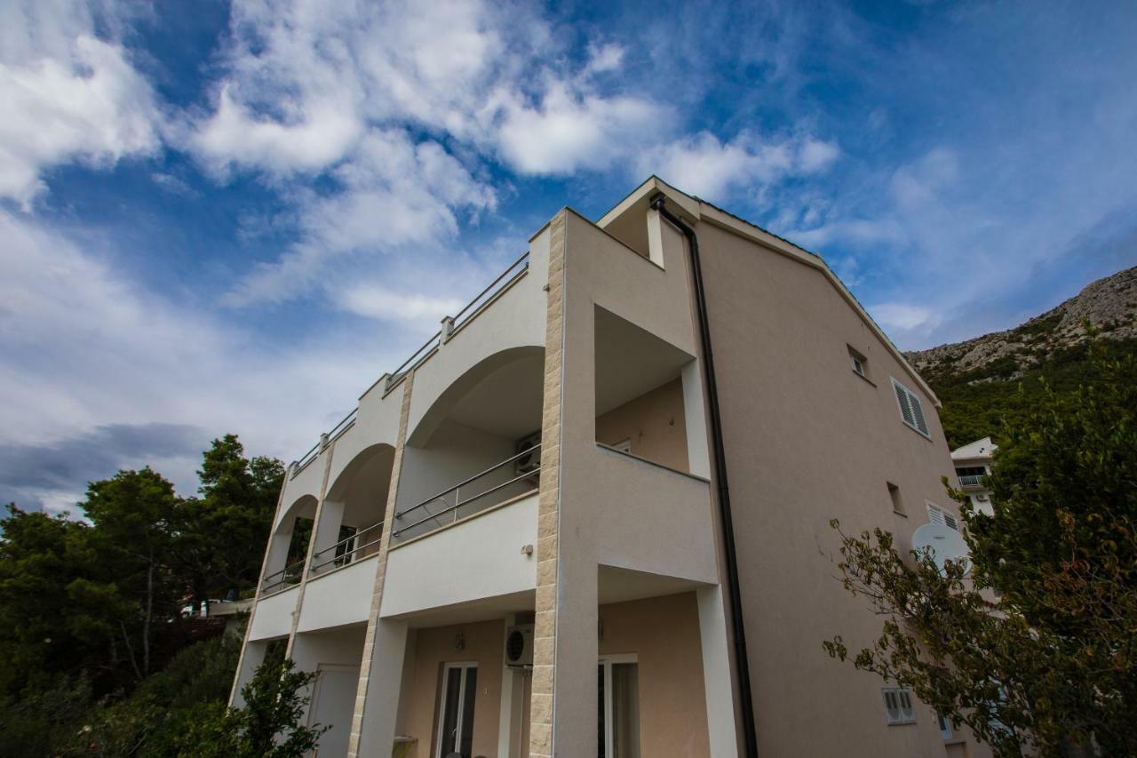 Apartmani Marija Jakir เบรลา ภายนอก รูปภาพ