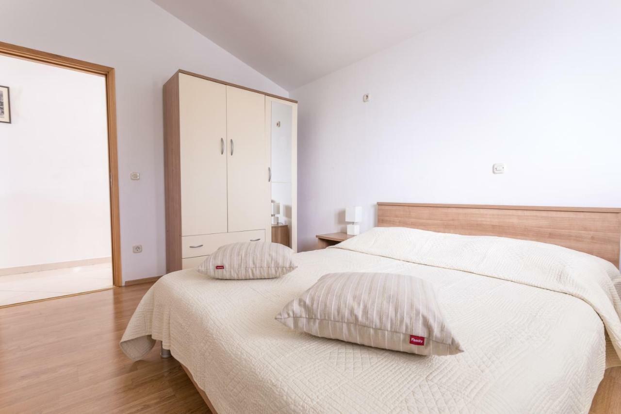 Apartmani Marija Jakir เบรลา ภายนอก รูปภาพ