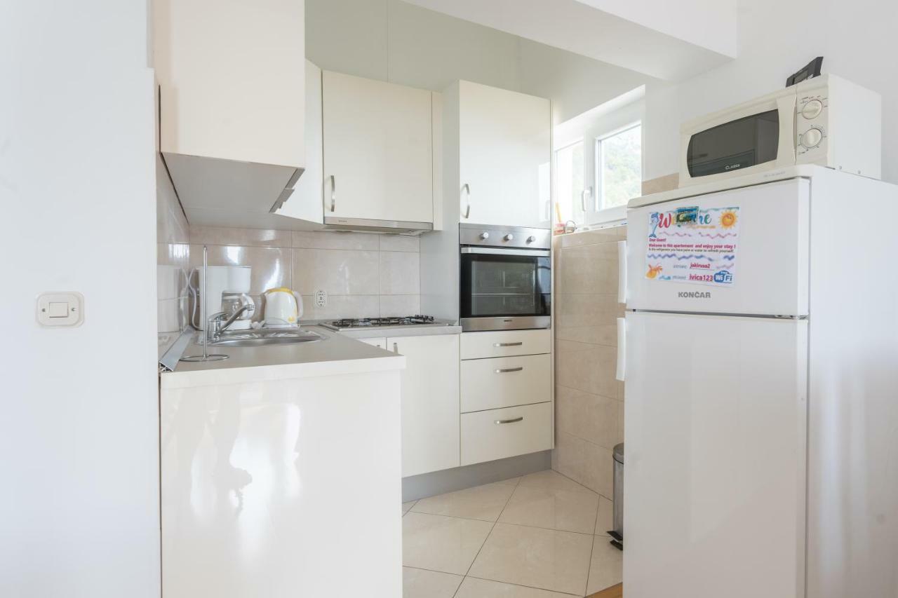 Apartmani Marija Jakir เบรลา ภายนอก รูปภาพ