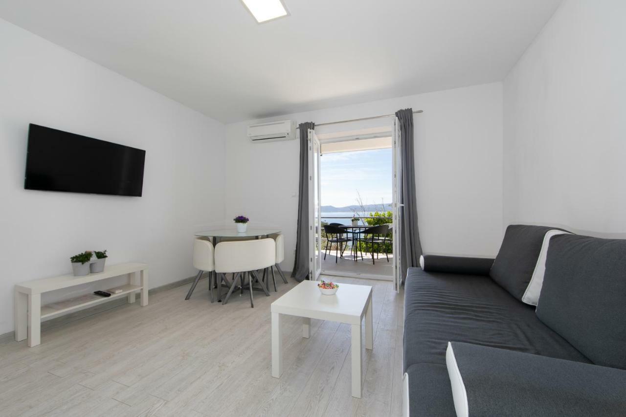 Apartmani Marija Jakir เบรลา ภายนอก รูปภาพ